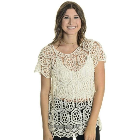 Solitaire By Ravi Khosla Short Sleeve Crochet Top - Picture 1 of 2